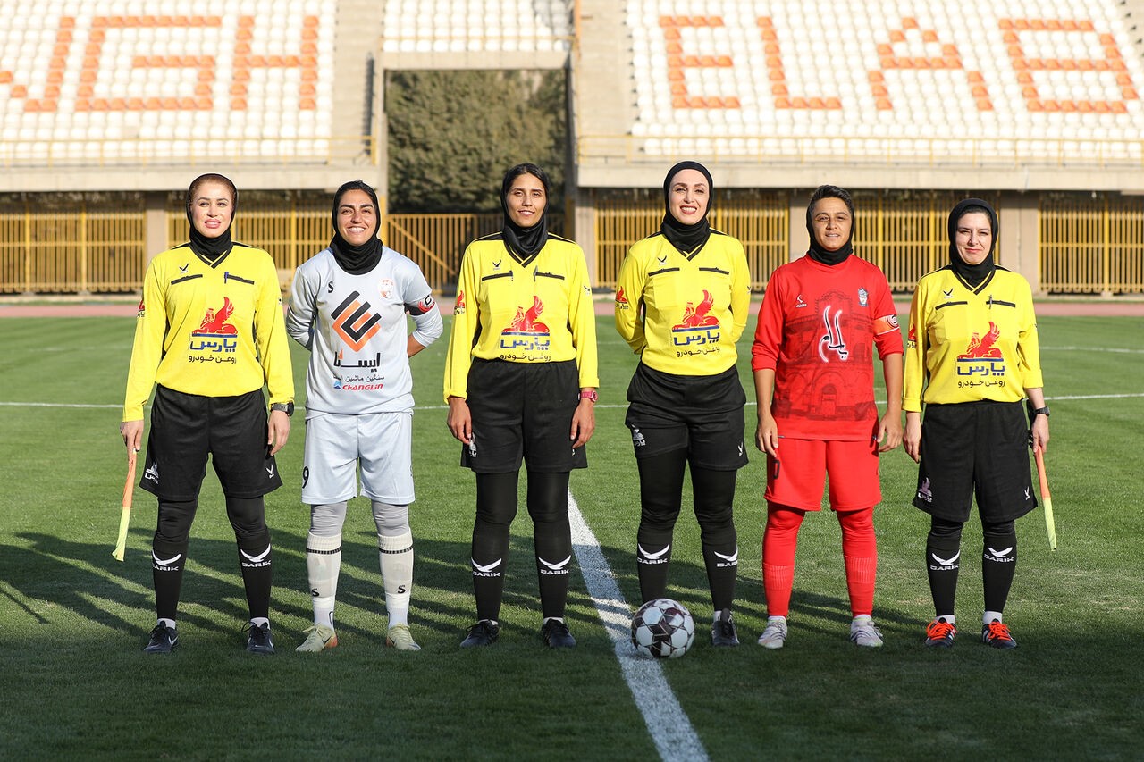 برد تیم فوتبال بانوان ایستا البرز مقابل یاسا کردستان