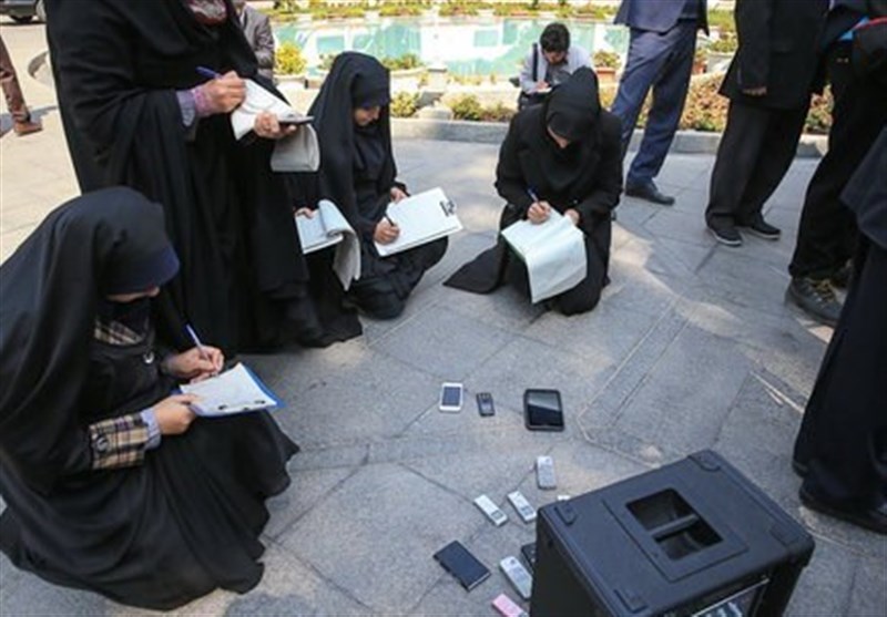 روزنامه نگاران گرفتار تنگنای معیشتی !