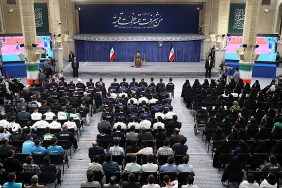 اصلاً شما چه کاره هستید؟!