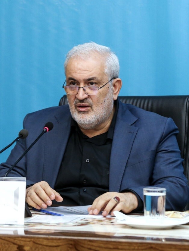 علی‌آبادی: دیگر خاموشی نداریم؛ امسال برق تجدیدپذیر توسعه می‌یابد