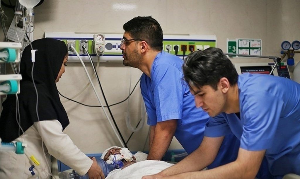 پرستاران در انتظار تحقق وعده‌های مالی و حمایتی