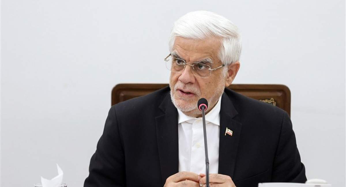 عارف: دولت حق ندارد خلاف منویات مردم کاری کند