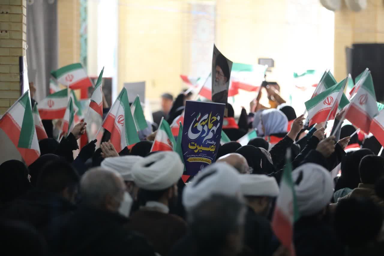 ۹ دی؛ یادآور نقش بصیرت و حضور مردم در حفظ جمهوریت