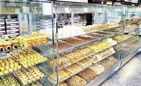 ثبات قیمت شیرینی در یلدا؛ میانگین قیمت‌ها بین ۲۰۰ تا ۶۰۰ هزار تومان