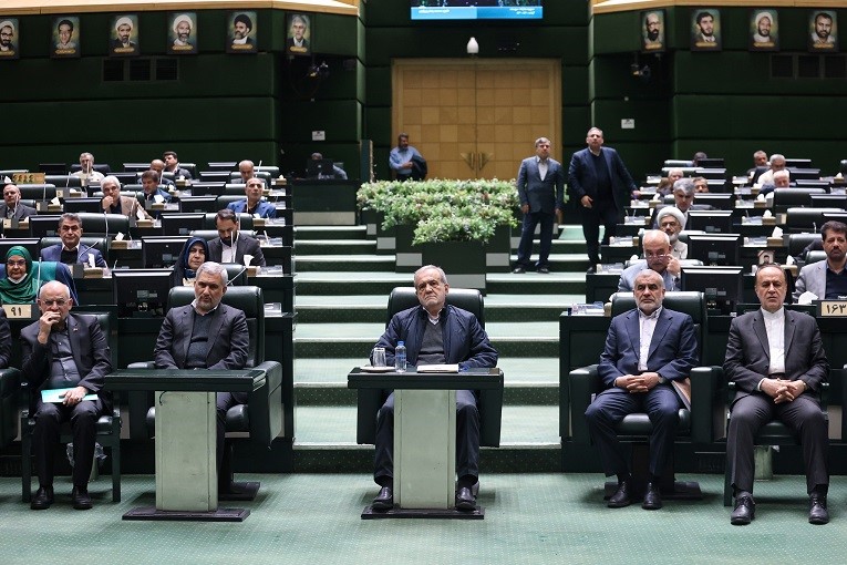 بودجه ۱۴۰۵؛ مسیر پرچالش دولت و مجلس