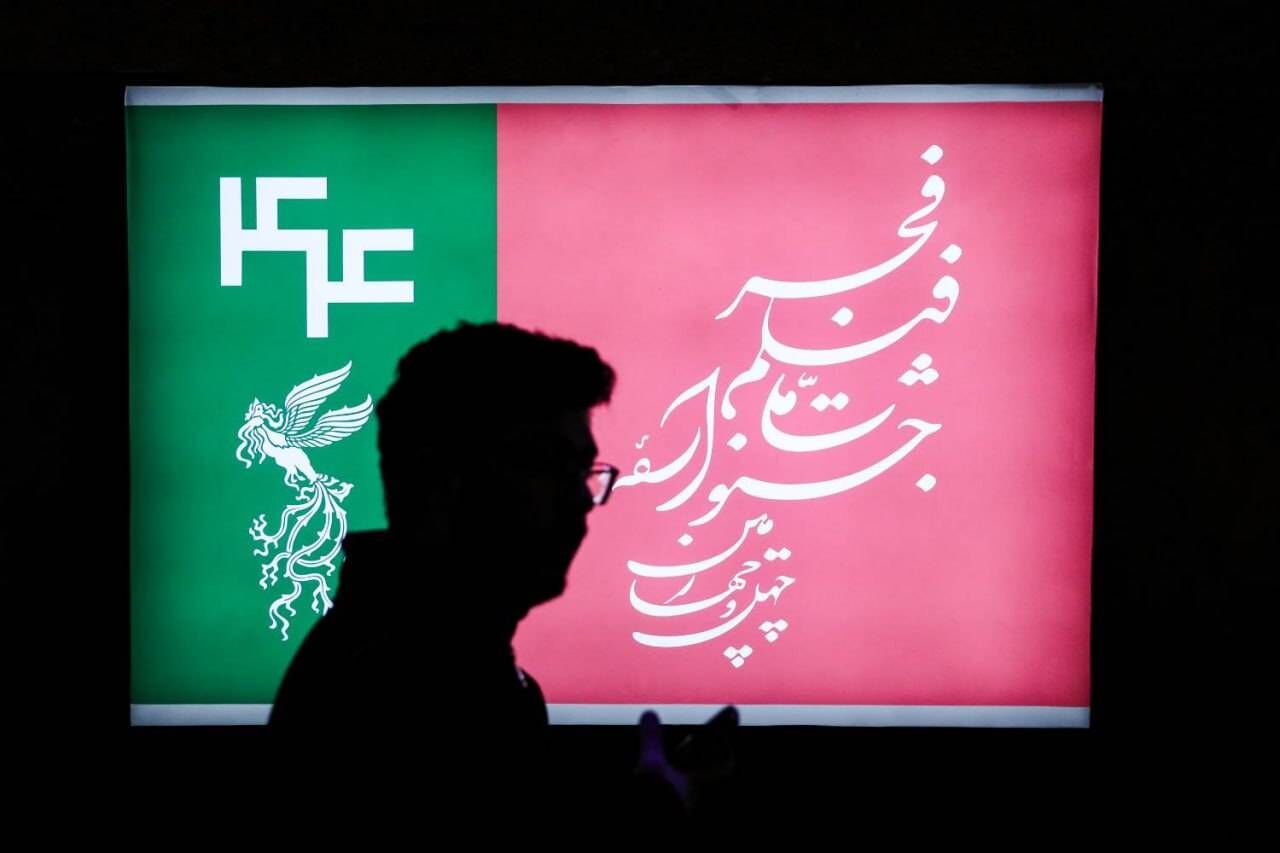 جنگ بیرون قاب