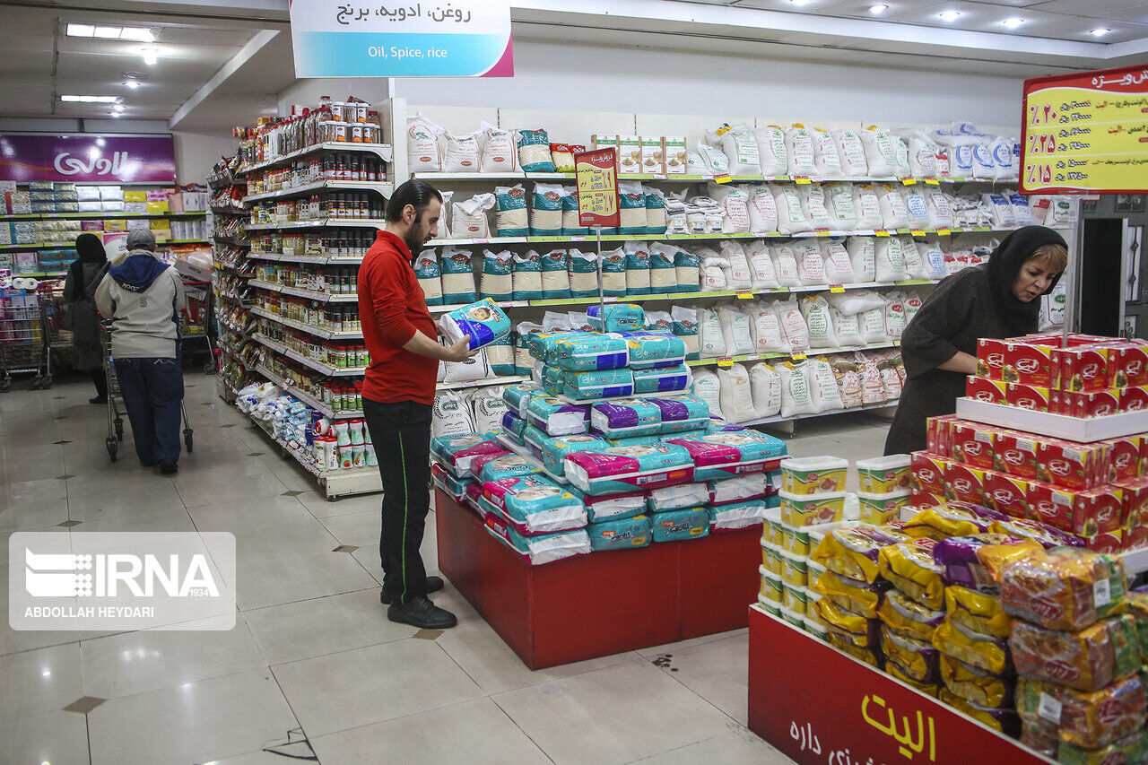 زنجیره تولید تا توزیع کالاها رصد می شود/ افزایش سهمیه استان های مسافرپذیر