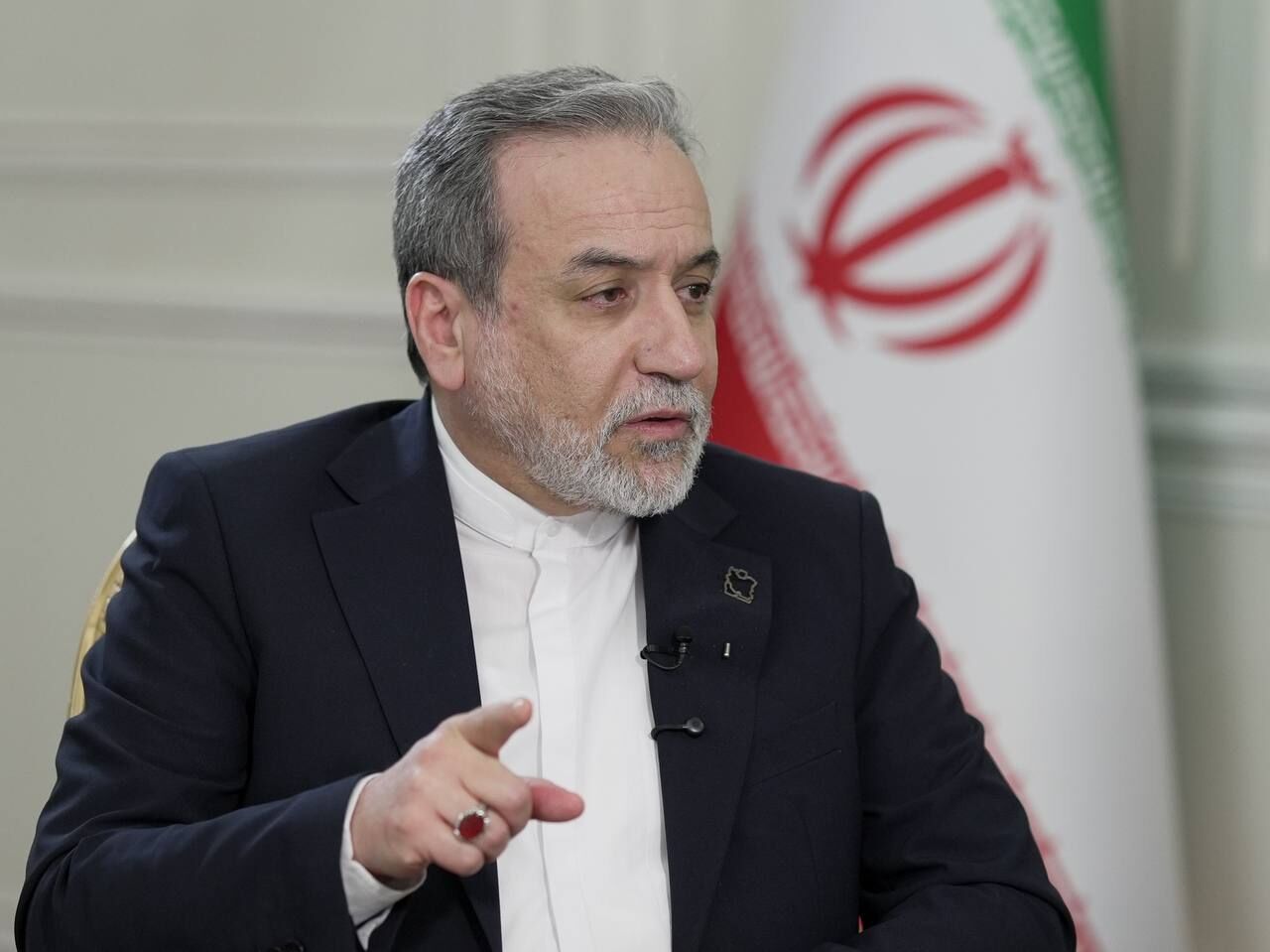 رد ادعای کذب تماس مجدد ویتکاف توسط عراقچی