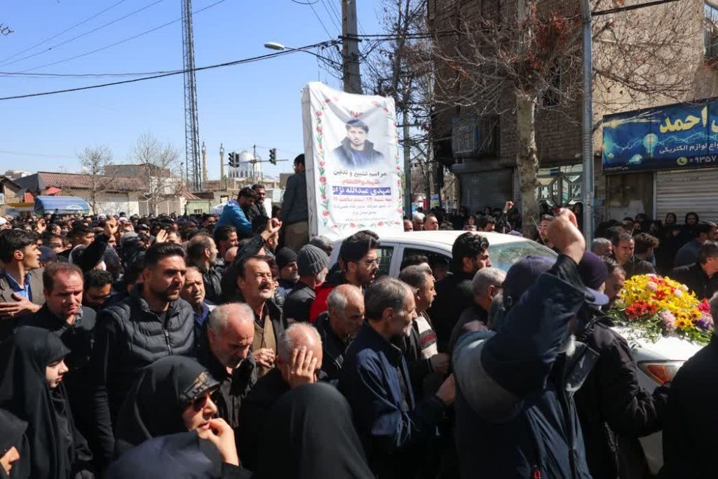 تشییع پیکر شهید کشتی گیر قهرمان مدال‌آور کشور در نظرآباد