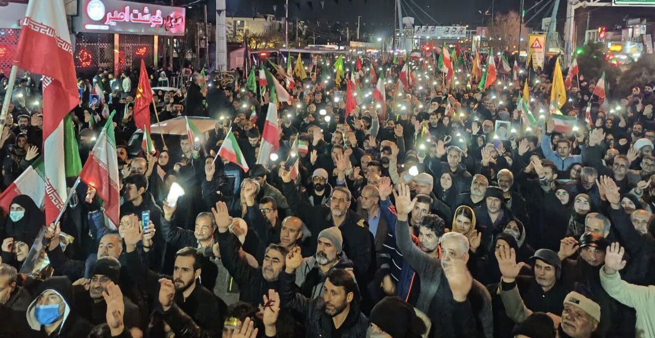 هفتمین شب در سوگ رهبر شهید ؛خروش دیگری از مردم انقلابی البرز
