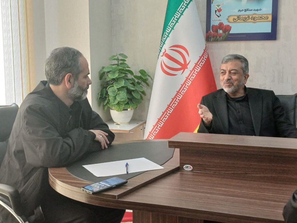 مجلس تلاش خود را برای حل مشکلات خانواده شهدا بکار بسته است