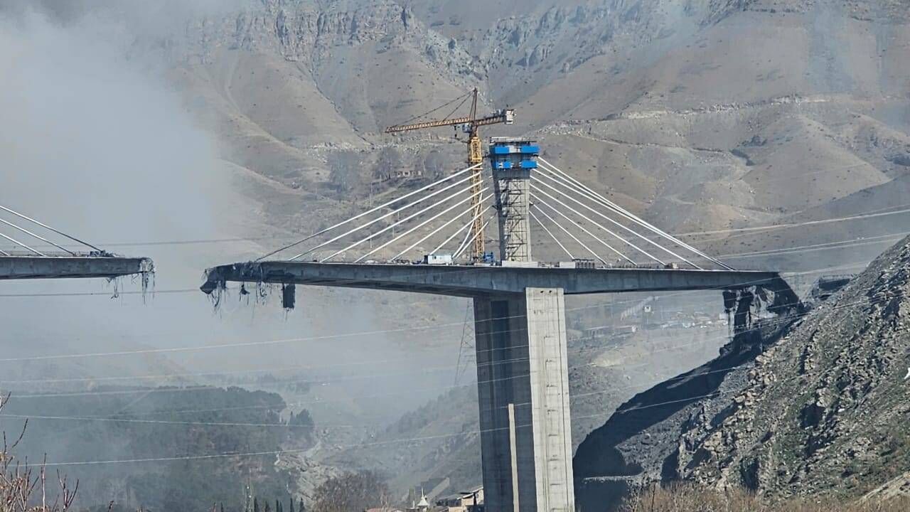 حمله به بلندترین پل و شاهکار مهندسی خاورمیانه در البرز