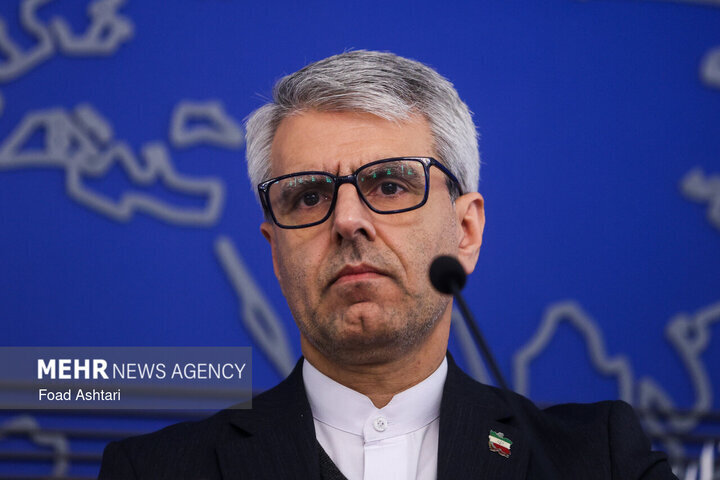 بقائی