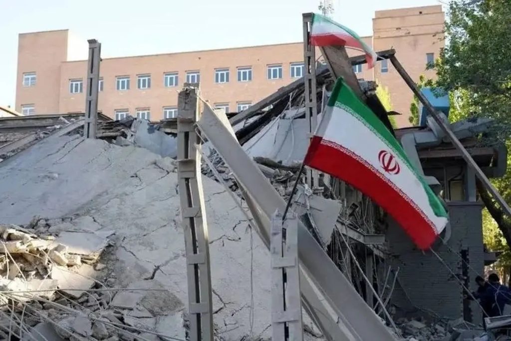 حمله به علم؛ امضای شکست یک ابرقدرت پوشالی