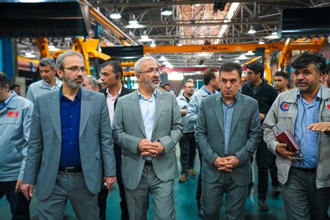 توافق با قطب صنعت تراکتورسازی کشور برای خرید ناوگان امدادی و خدماتی