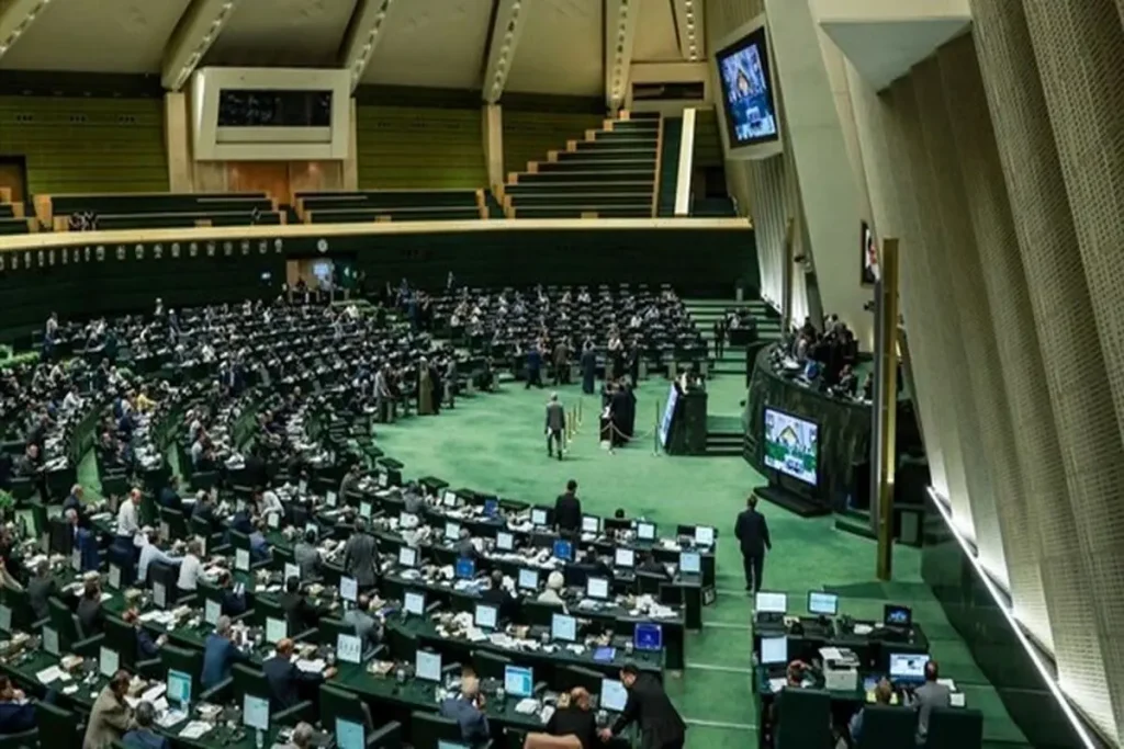 جلسه علنی مجلس پس از مراسم تشییع رهبر شهید برگزار می‌شود