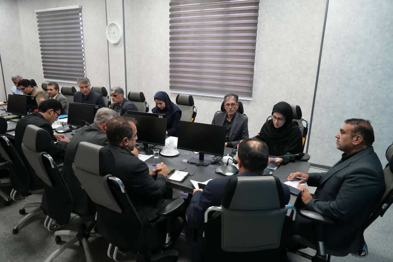 بررسی مشکلات واحدهای صنعتی آسیب‌دیده از جنگ اخیر در ششمین کمیسیون کارگری البرز