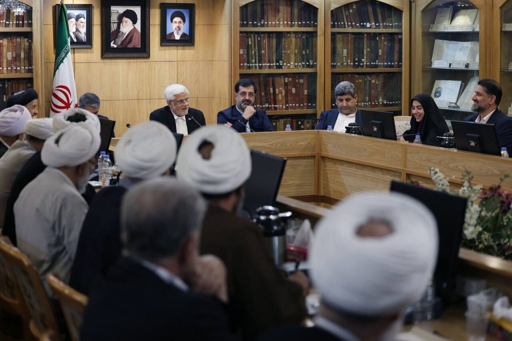 استفاده از توان زنان برای دولت ضرورت است