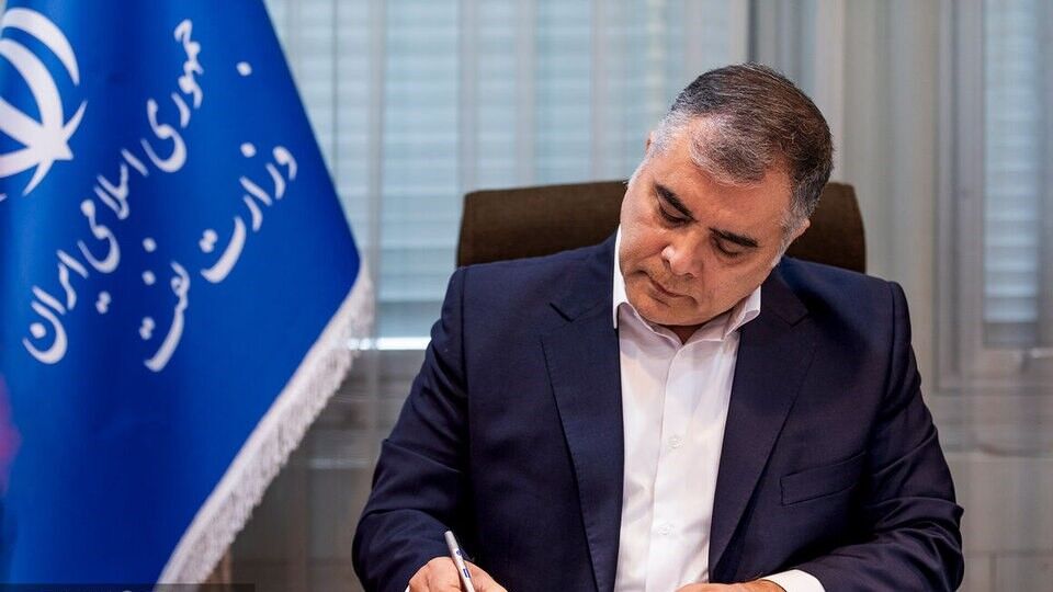 وزیر سابق نفت: استعفای من هیچ ارتباطی با ادعاهای ترامپ ندارد