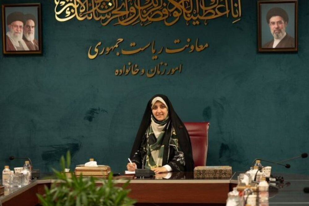 حجاب با اقناع فرهنگی تقویت می‌شود، نه برخورد فیزیکی