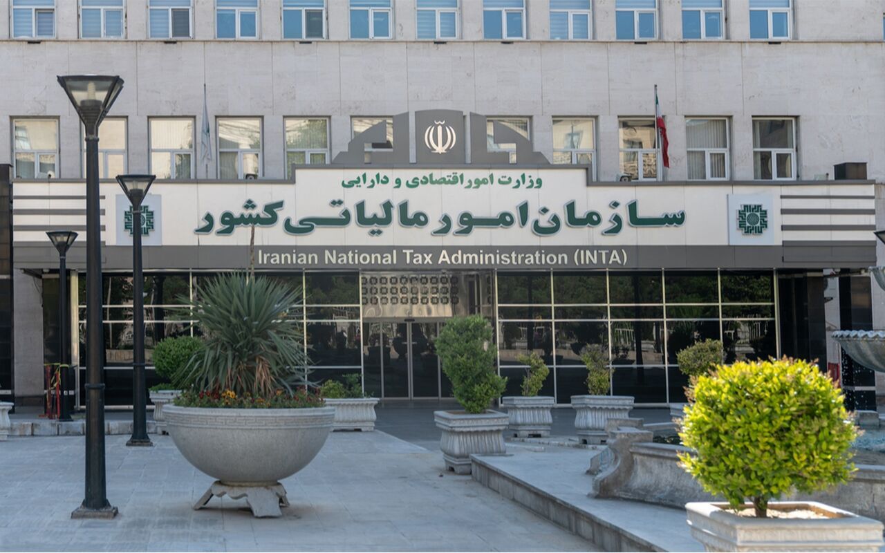 اضافه‌برداشتِ مالیاتی حقوق‌بگیران عودت داده می‌شود