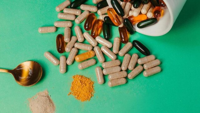 مکمل‌های غذایی و ورزشی را فقط از داروخانه‌های مجاز تهیه کنید