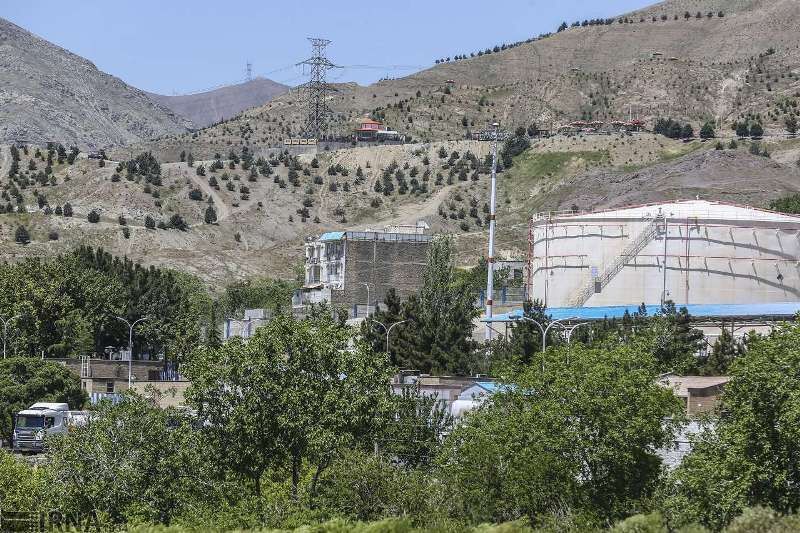 صنعت نفت بازسازی انبارهای نفت تهران و کرج را شتاب می‌بخشد